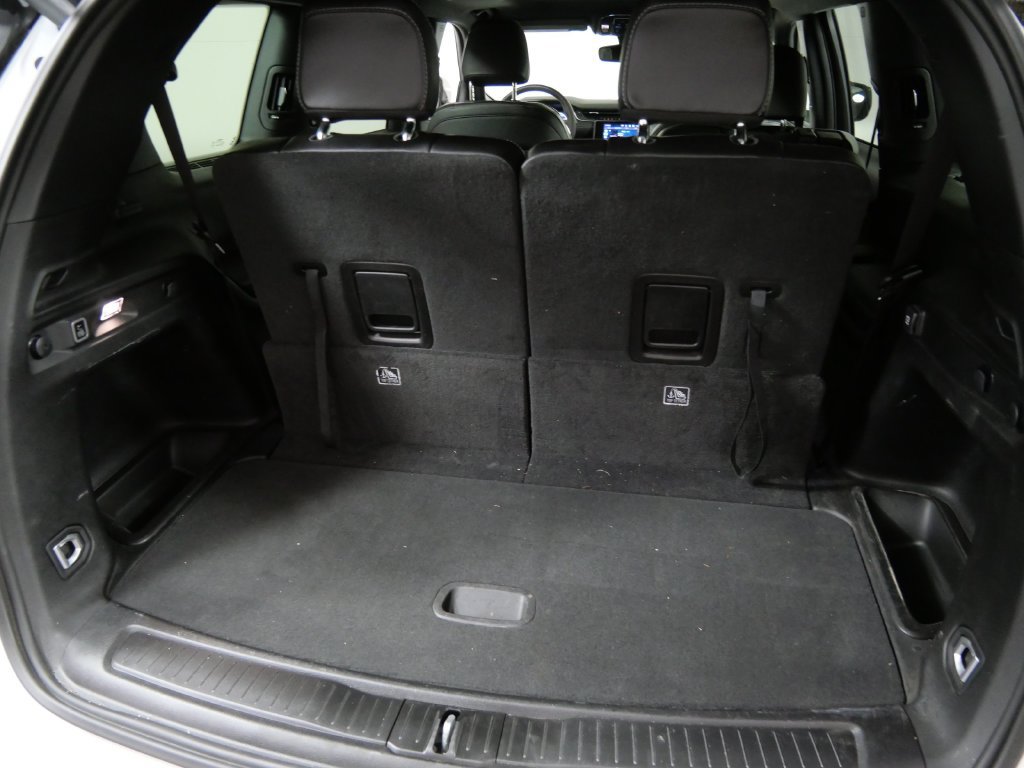 Used 2024 Jeep Grand Cherokee L Altitude AWD/4WD image 6