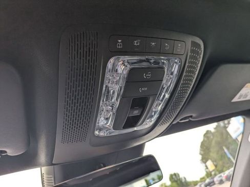 Used 2025 Mercedes-Benz CLA 250 4MATIC image 25