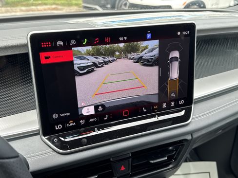 New 2026 Volkswagen Tiguan SE R-Line FWD image 27