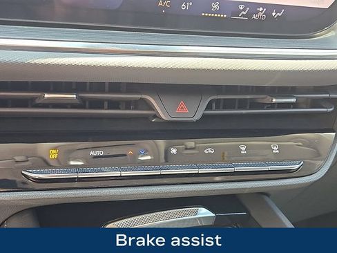 Used 2025 Buick Envision Preferred AWD/4WD image 13
