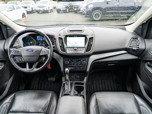 Used 2017 Ford Escape SE w/ Equipment Group 201A image 24