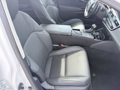 Used 2022 Lexus ES 250 w/ Premium Package image 53