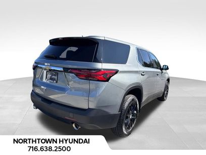 Used 2023 Chevrolet Traverse LS
