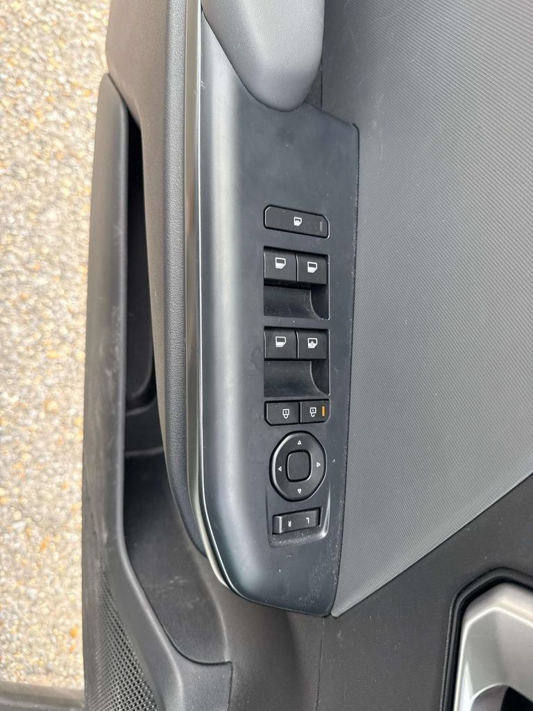 Certified 2025 Kia K4 FWD image 20