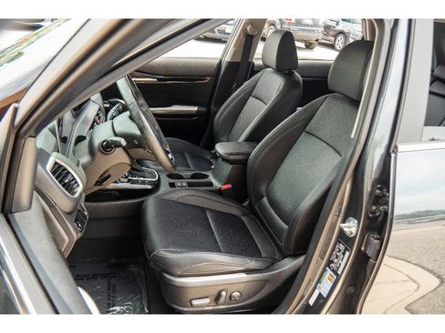 Used 2024 Kia Seltos SX AWD/4WD image 11