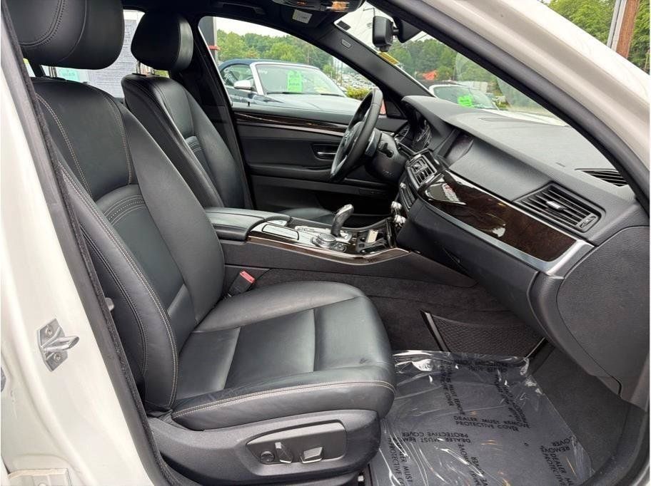 Used 2016 BMW 528i Sedan RWD image 13