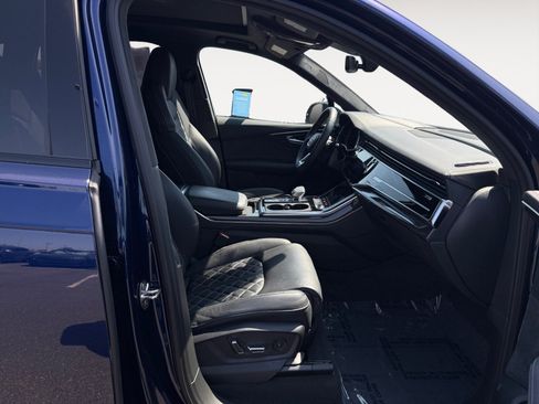 Used 2023 Audi SQ7 Prestige AWD/4WD image 19