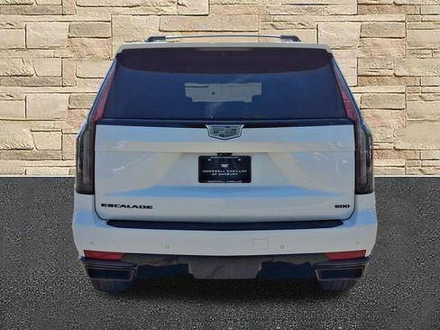 Used 2021 Cadillac Escalade Sport w/ Driver Assist Tech Package AWD/4WD image 3