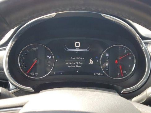 Used 2024 Chevrolet Malibu LT FWD image 23