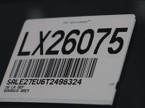 Used 2026 Land Rover Defender 110 X-Dynamic SE AWD/4WD image 24
