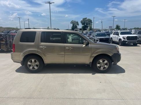 Used 2011 Honda Pilot EX-L image 2