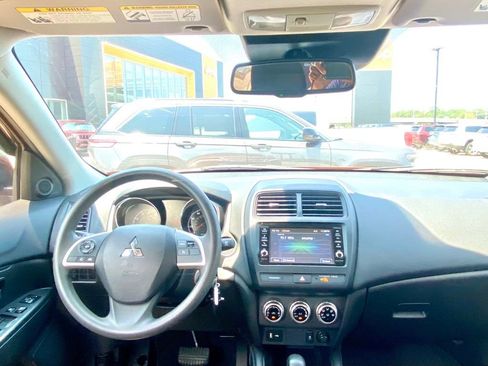 Used 2024 Mitsubishi Outlander Sport SE AWD/4WD image 15