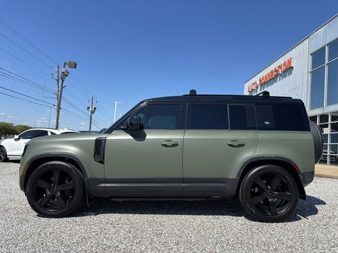 Used 2023 Land Rover Defender 110 75th Limited Edition AWD/4WD image 44
