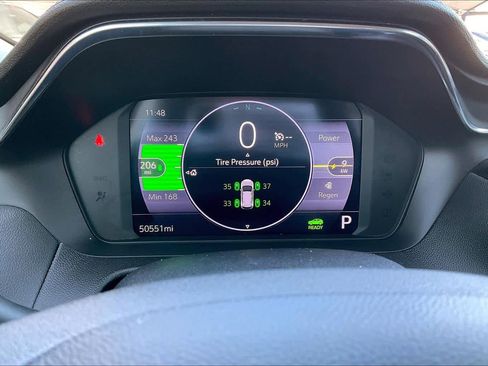 Certified 2023 Chevrolet Bolt EUV LT w/ Convenience Package image 25