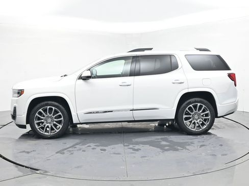Used 2023 GMC Acadia Denali w/ Denali Ultimate Package image 3