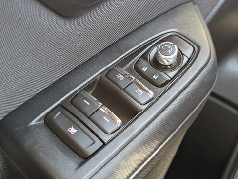 Certified 2025 Subaru Forester Premium AWD/4WD image 31