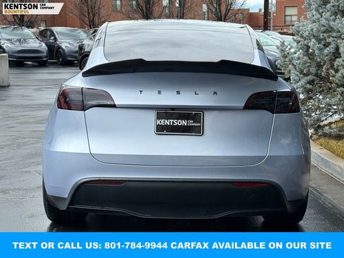 Used 2023 Tesla Model Y Performance image 7
