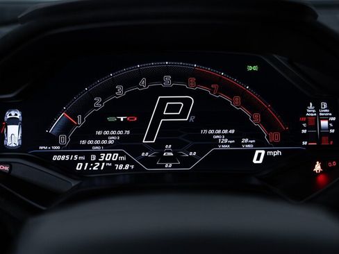 Used 2022 Lamborghini Huracan STO RWD image 17