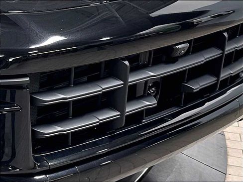 New 2026 Porsche Cayenne Coupe AWD/4WD image 32