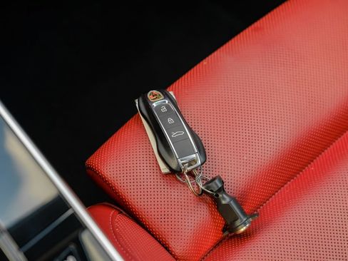 Used 2021 Porsche 911 Turbo S AWD/4WD image 65