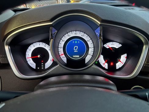 Used 2011 Cadillac SRX Luxury image 14