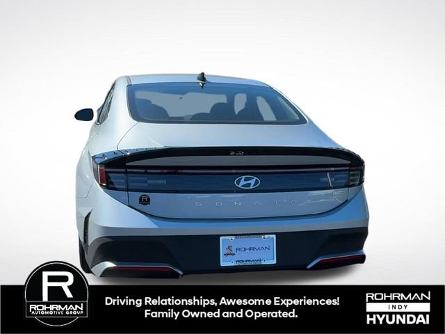 New 2026 Hyundai Sonata Blue FWD image 8