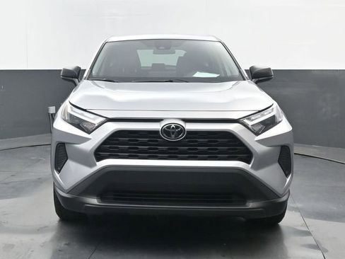Used 2024 Toyota RAV4 LE FWD image 21