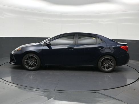 Used 2019 Toyota Corolla SE FWD image 2