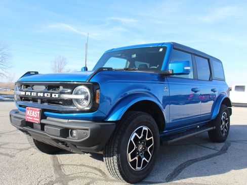 Used 2024 Ford Bronco Outer Banks image 1