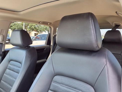 Certified 2023 Honda CR-V EX-L image 17