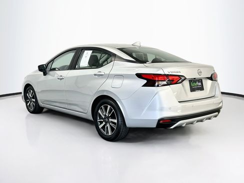 Used 2024 Nissan Versa SV FWD image 5