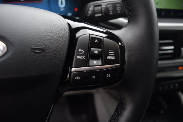 Used 2023 Ford Escape Active w/ Tech Pack #2 AWD/4WD image 5