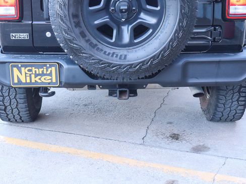 Used 2021 Jeep Wrangler Sport image 14