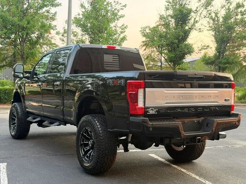 Used 2019 Ford F250 Platinum AWD/4WD image 5
