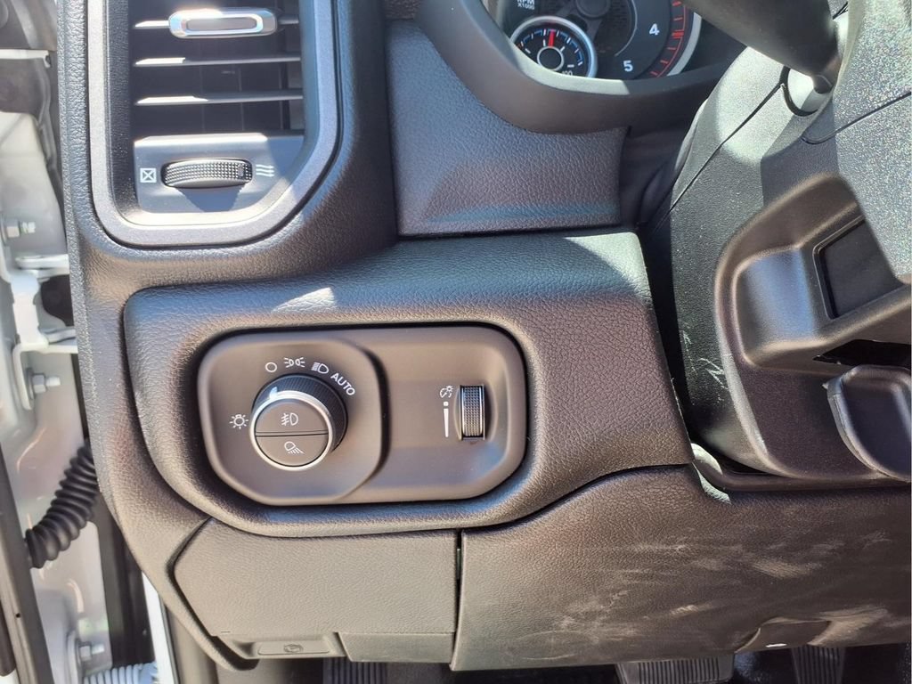 New 2026 RAM 5500 Tradesman w/ Chrome Appearance Group AWD/4WD image 24
