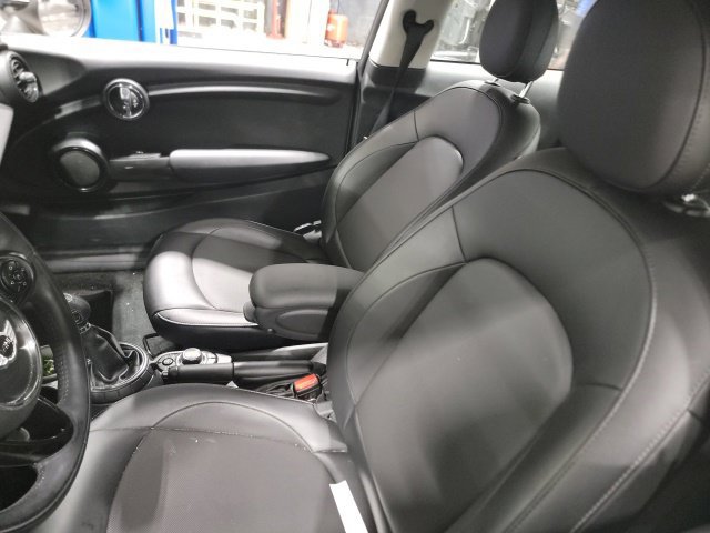 Used 2015 MINI Cooper 2-Door Hardtop FWD image 7