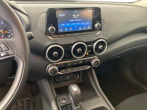 Used 2025 Nissan Sentra S FWD image 2