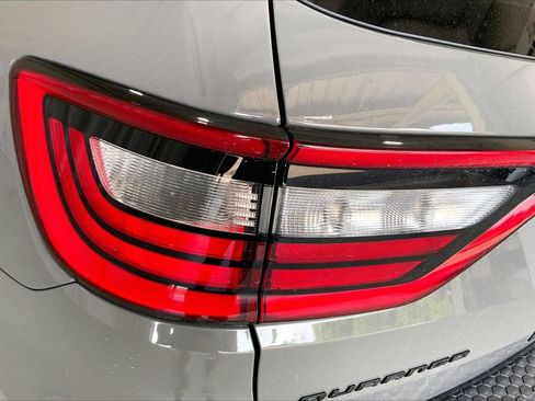 Used 2021 Dodge Durango SXT RWD image 13