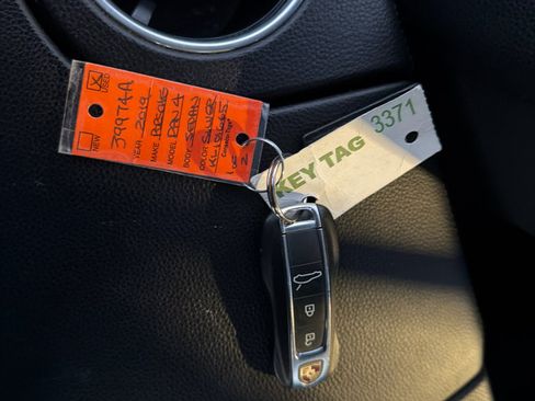 Used 2019 Porsche Panamera 4 image 29