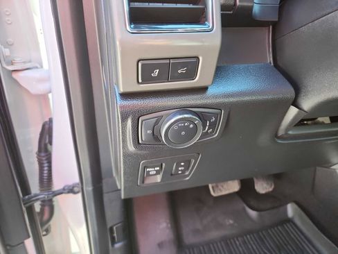 Used 2019 Ford Expedition Max XLT w/ Equipment Group 202A image 16