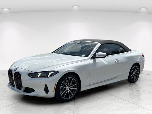 Certified 2025 BMW 430i Convertible w/ Premium Package RWD image 8