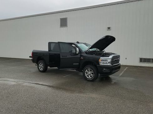 Used 2024 RAM 2500 Laramie w/ Safety Group AWD/4WD image 9