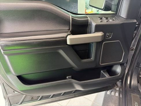 Used 2018 Ford F150 Raptor w/ Equipment Group 802A Luxury image 23