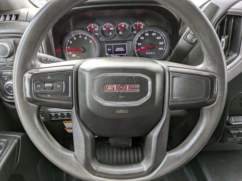 Used 2022 GMC Sierra 3500 Pro w/ Convenience Package image 16
