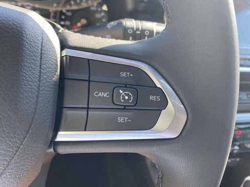 New 2026 Jeep Compass Latitude AWD/4WD image 21