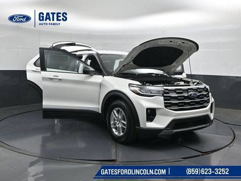 New 2026 Ford Explorer Active w/ Active Comfort Package RWD image 61