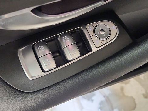 Used 2023 Mercedes-Benz E 450 Coupe image 23