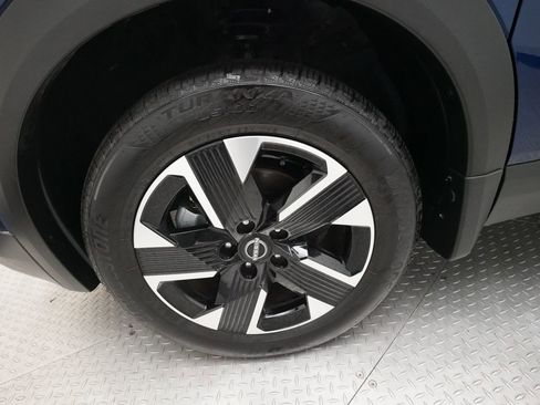 Used 2025 Nissan Kicks SR AWD/4WD image 26