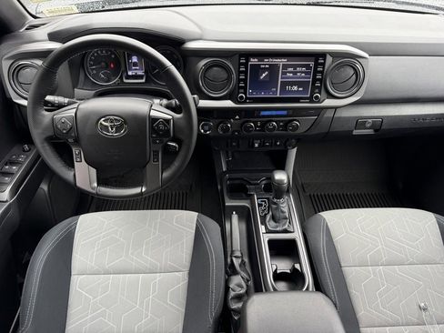 Certified 2022 Toyota Tacoma TRD Sport image 22