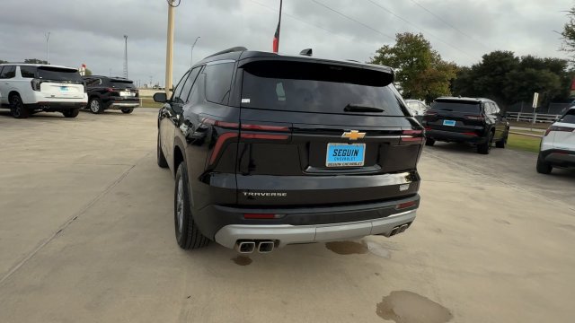 Certified 2026 Chevrolet Traverse LT w/ Driver Confidence Package FWD image 7